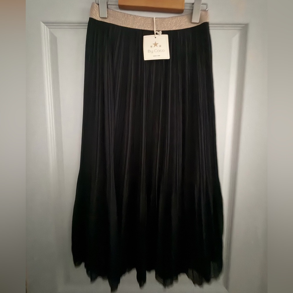 New Elegant Black Skirt by